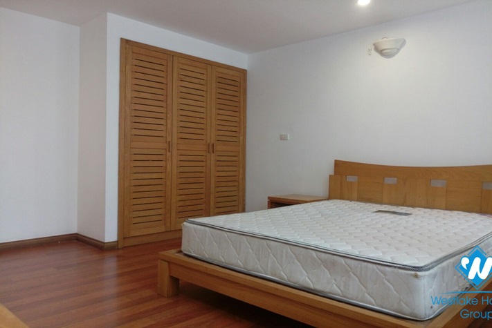 A spacious 2 bedroom apartment on Lang HA st in Ba Dinh 